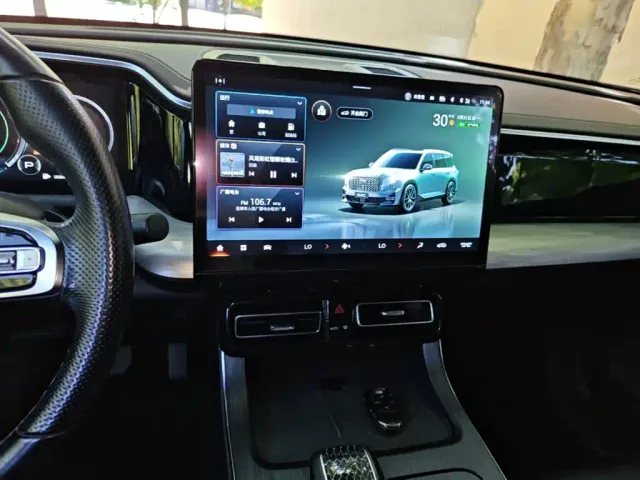GAC Trumpchi GS8 — Фото автомобиля 12