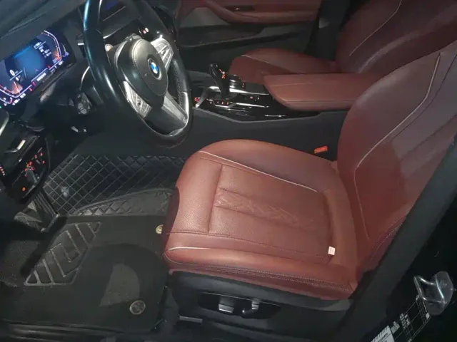 BMW 5 Series — Фото автомобиля 8
