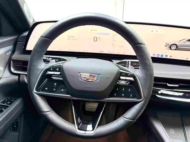 Cadillac CT6 — Фото автомобиля 8