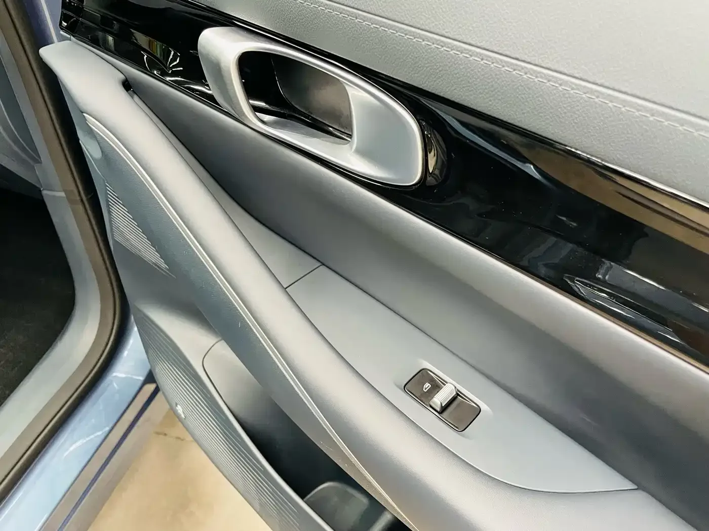 Geely Galaxy Galaxy E5 2026 Model 530km Explorer Edition — Фото автомобиля 21