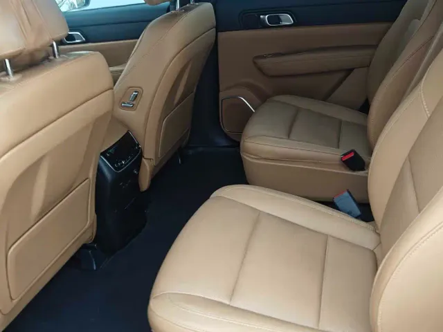 Li Auto ONE — Фото автомобиля 6