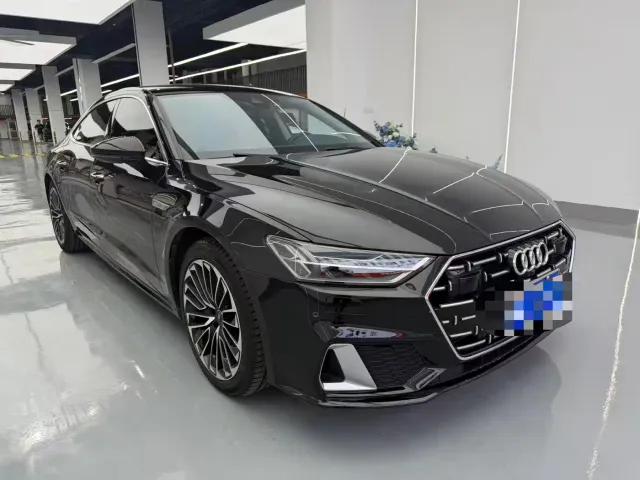 Audi A7L — Фото автомобиля 3