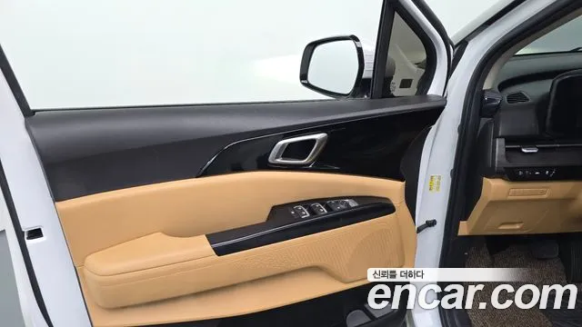 Kia Canival Carnival 4 поколение Дизель 9 мест Prestige — Фото автомобиля 22