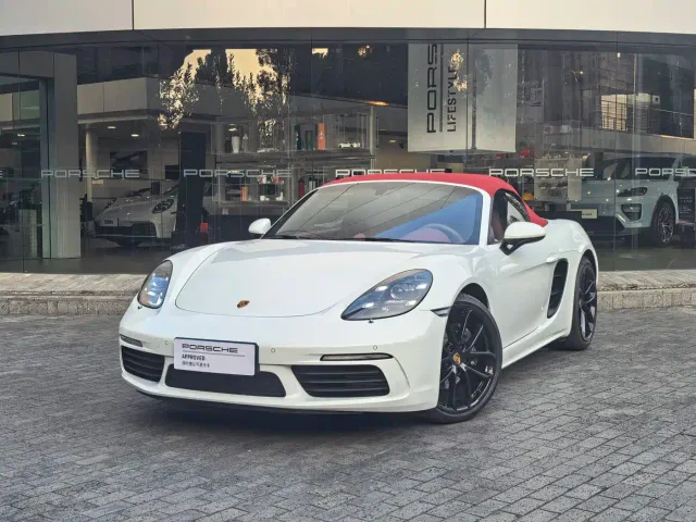 Porsche 718 — Фото автомобиля 2