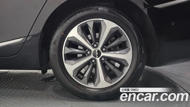 Kia K8 Noblesse — Фото автомобиля 15