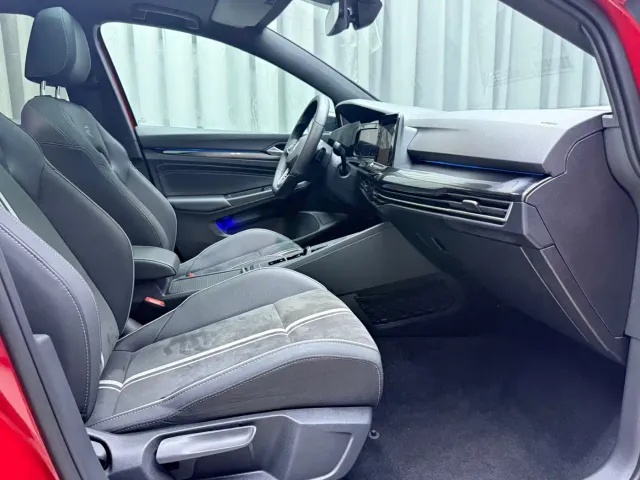 Volkswagen Golf — Фото автомобиля 17