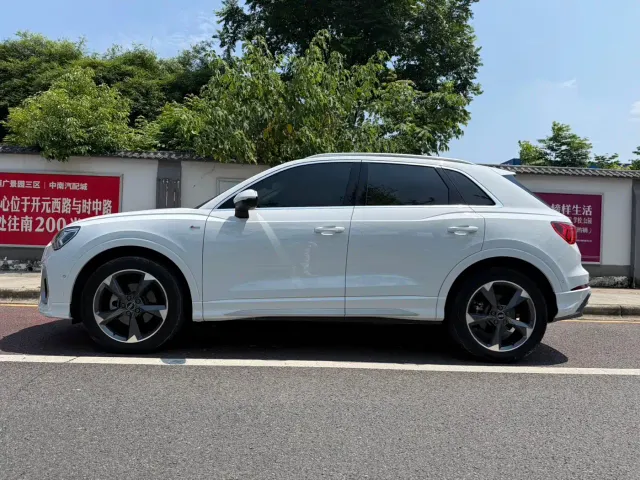 Audi Q3 — Фото автомобиля 7