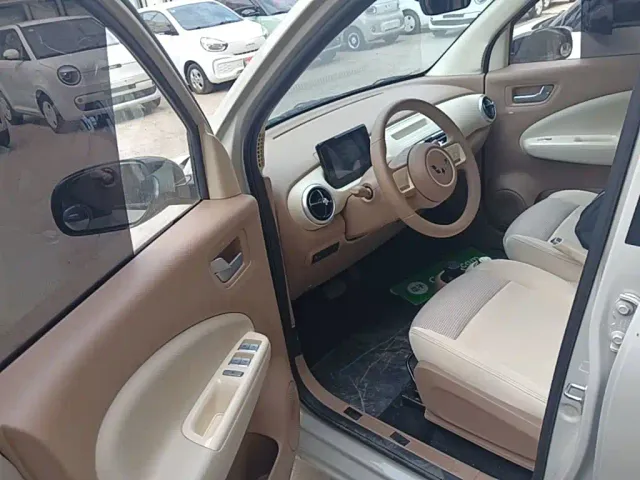 Wuling Hongguang Mini EV — Фото автомобиля 11