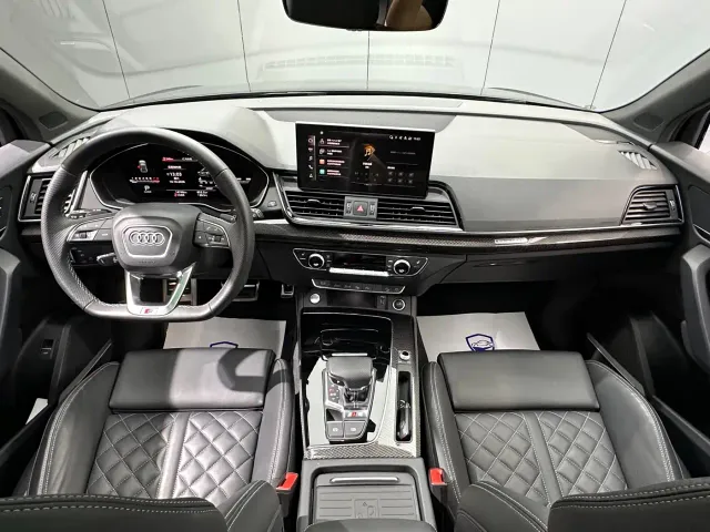 Audi SQ5 — Фото автомобиля 23