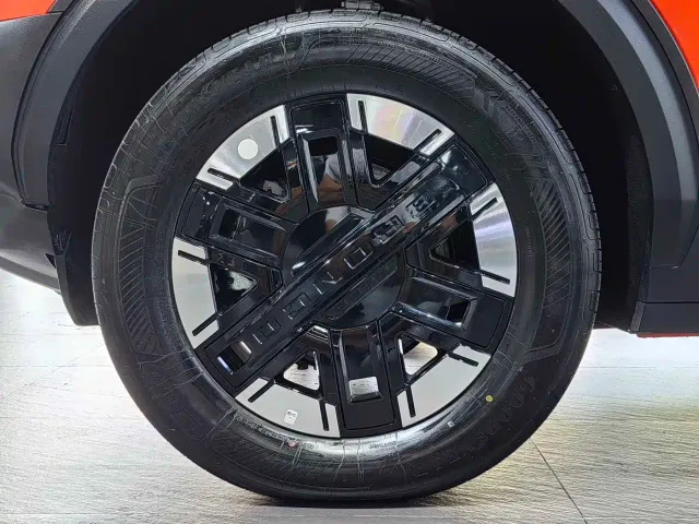 Ford Mustang NEV — Фото автомобиля 7