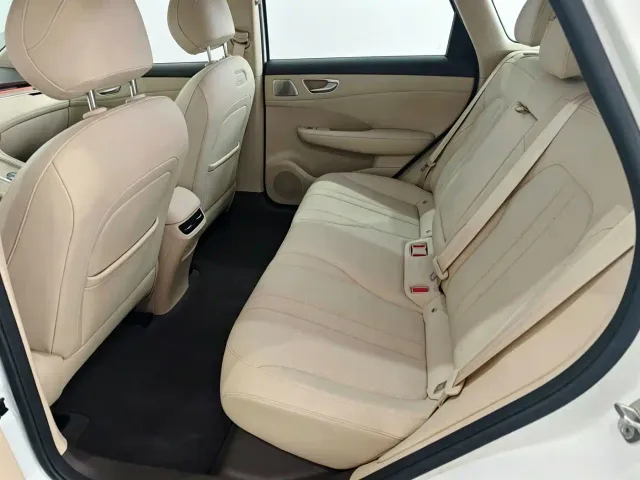 Shangjie SUV — Фото автомобиля 6