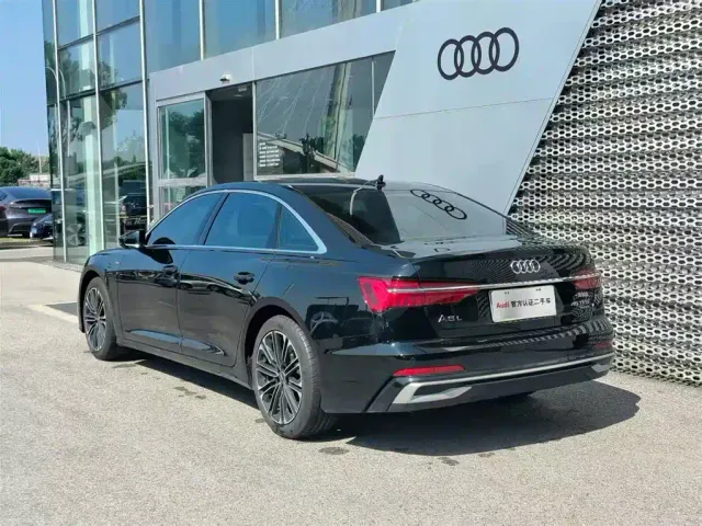 Audi A6L — Фото автомобиля 5