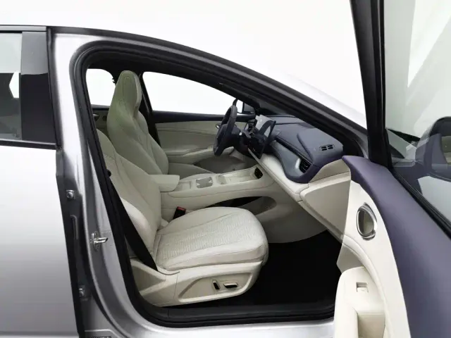 BYD Seal 06 GT — Фото автомобиля 23