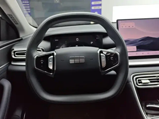 Geely Galaxy Stellar 6 — Фото автомобиля 15