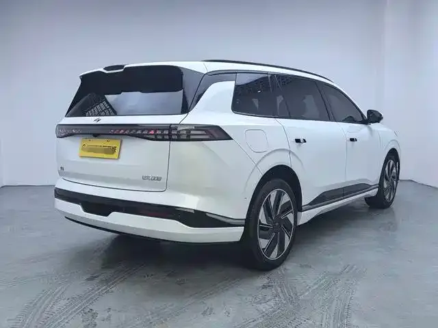 Dongfeng eπ 008 — Фото автомобиля 5