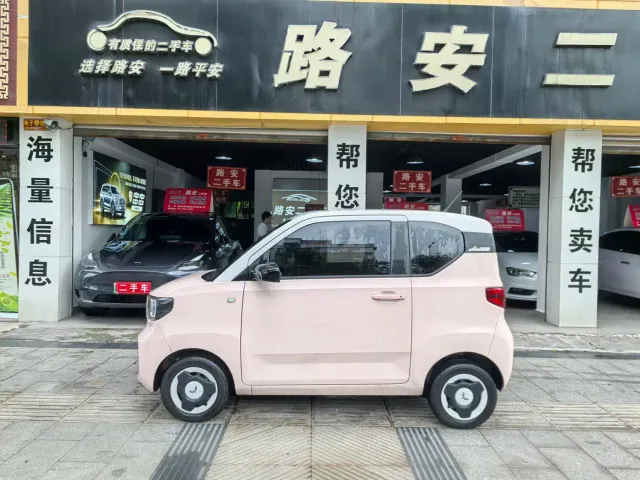 Wuling Hongguang Mini EV — Фото автомобиля 5