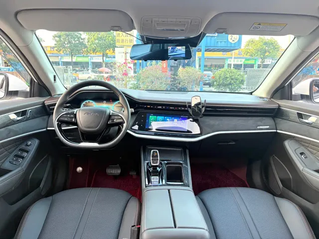 Dongfeng Yixuan MAX — Фото автомобиля 18