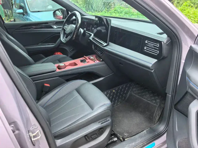 Volkswagen Tiguan L — Фото автомобиля 6