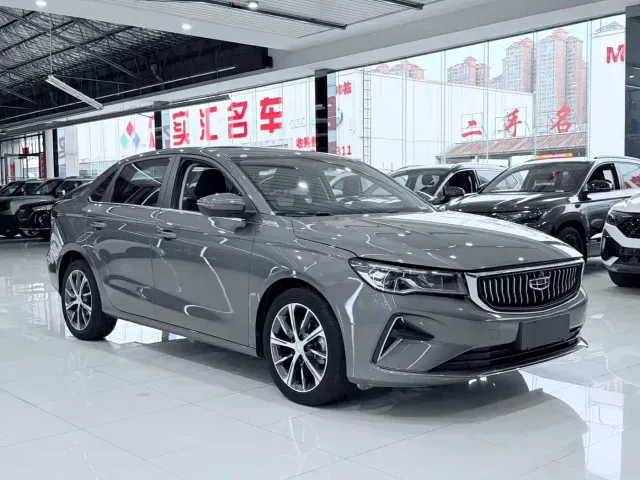 Geely Emgrand — Фото автомобиля 3
