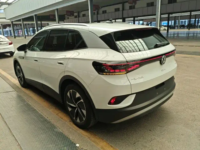 Volkswagen ID.4 Crozz — Фото автомобиля 4