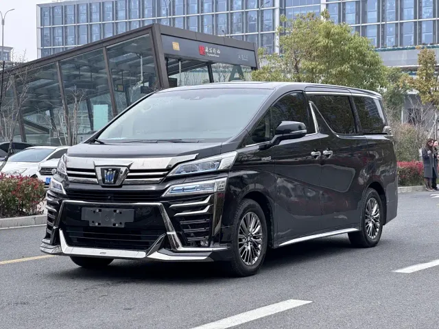 Фотография автомобиля — Toyota Vellfire