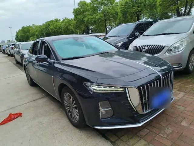 Hongqi H5 — Фото автомобиля 21
