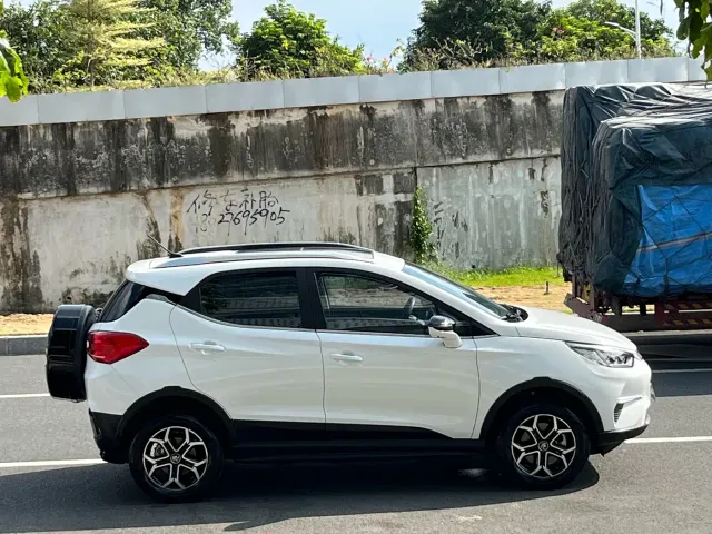 BYD Yuan Pro — Фото автомобиля 8