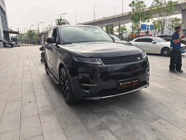 Фотография автомобиля — Land Rover Range Rover Sport