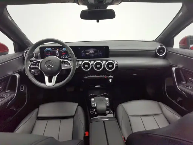 Mercedes-Benz A-Class — Фото автомобиля 5
