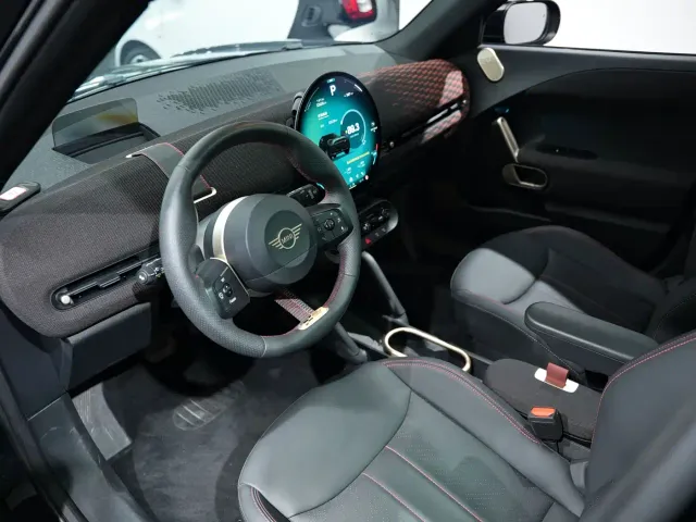 MINI Electric ACEMAN — Фото автомобиля 13