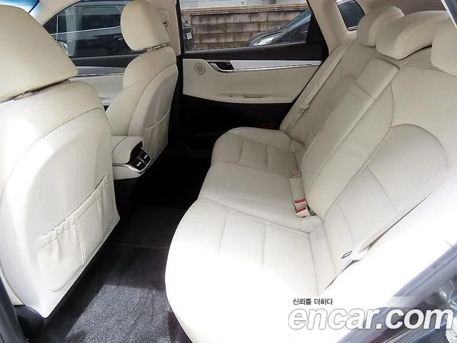 Hyundai Grandeur — Фото автомобиля 6