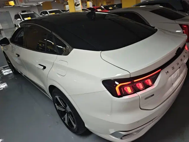 Ford Mondeo — Фото автомобиля 4