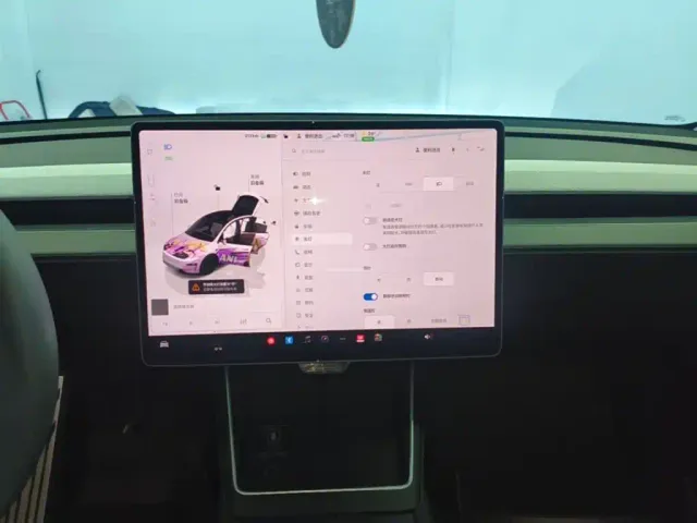 Tesla Model Y — Фото автомобиля 8