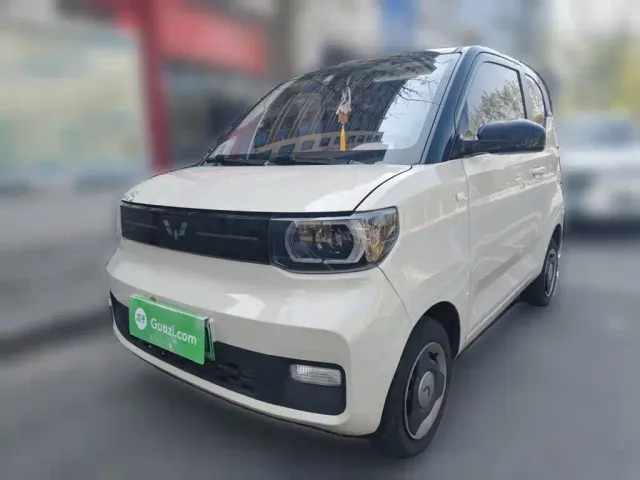Фотография автомобиля — Wuling Hongguang Mini EV