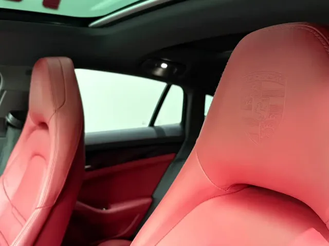 Porsche Panamera — Фото автомобиля 18