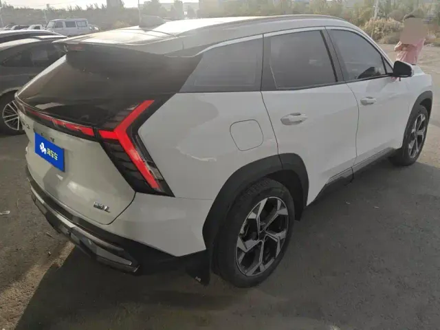 Geely Boyue L — Фото автомобиля 3