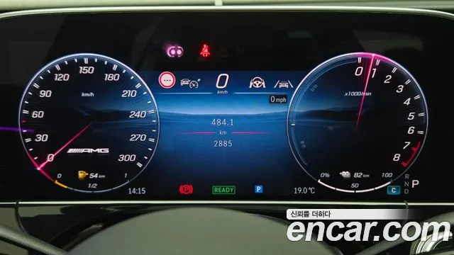 Mercedes-Benz E-Class — Фото автомобиля 8