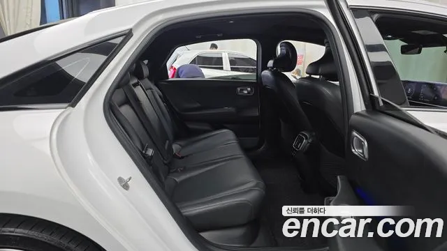 Hyundai Ioniq6 — Фото автомобиля 11