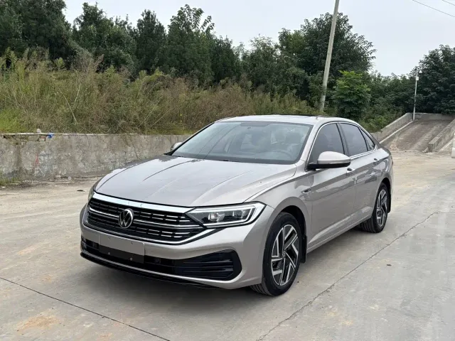Фотография автомобиля — Volkswagen Sagitar