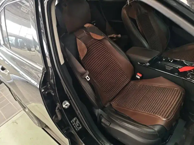 Hyundai ix35 — Фото автомобиля 24