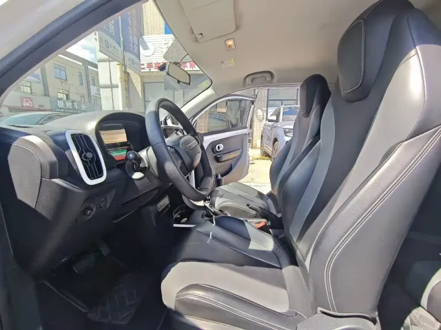 Roewe Clever — Фото автомобиля 3