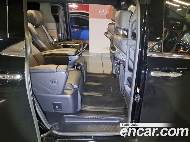 Toyota Alphard 4th Gen — Фото автомобиля 20