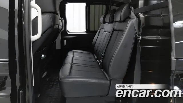Hyundai Staria — Фото автомобиля 11