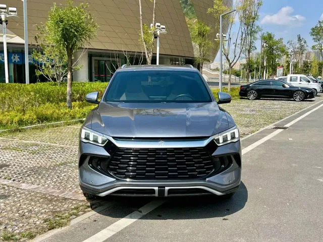 BYD Song Pro — Фото автомобиля 2