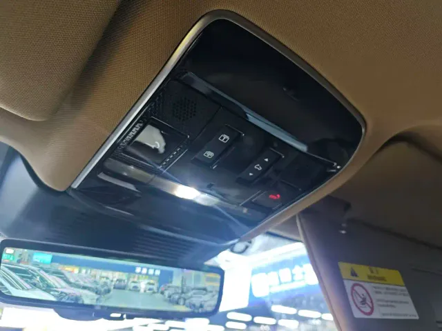 Land Rover Range Rover — Фото автомобиля 22