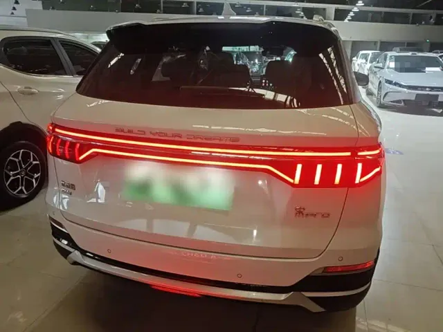 BYD Song Pro — Фото автомобиля 5