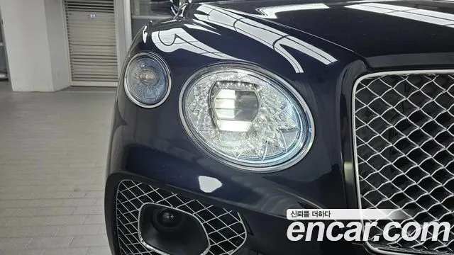 Bentley Bentayga Bentayga 4.0 V8 Azure — Фото автомобиля 17
