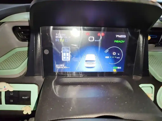 Wuling Hongguang Mini EV — Фото автомобиля 11