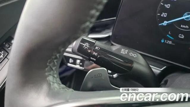 Kia Niro New — Фото автомобиля 23
