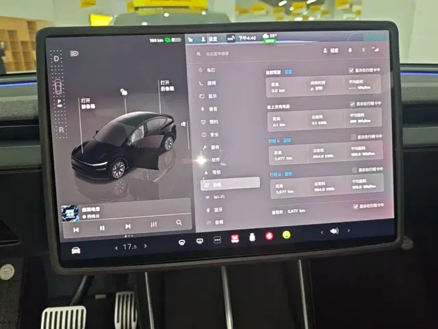 Tesla Model Y L — Фото автомобиля 11